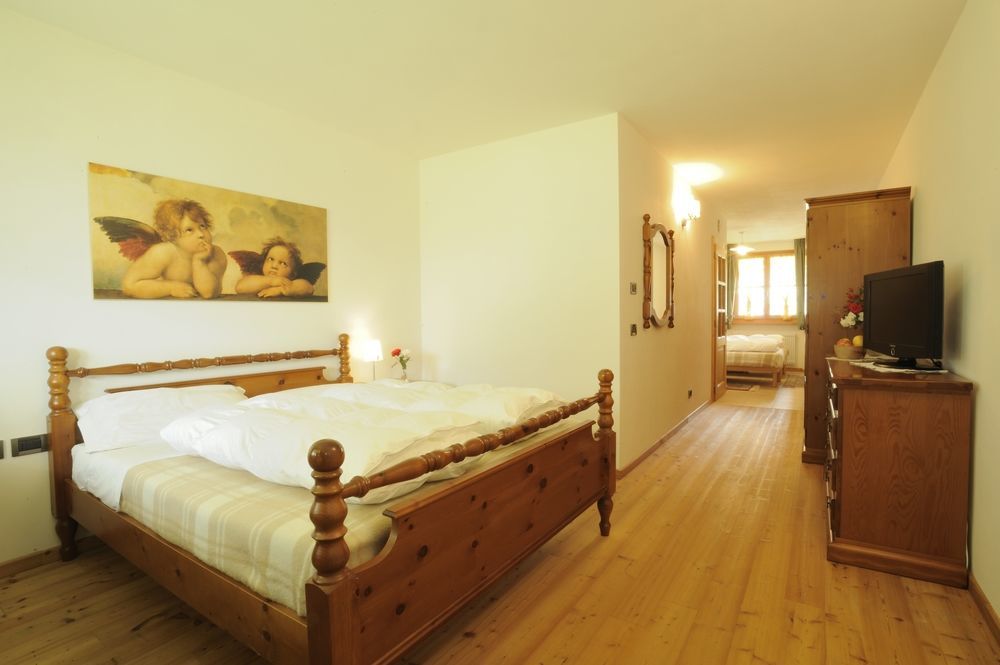 Garni Lilly Hotel San Lorenzo Dorsino Kültér fotó