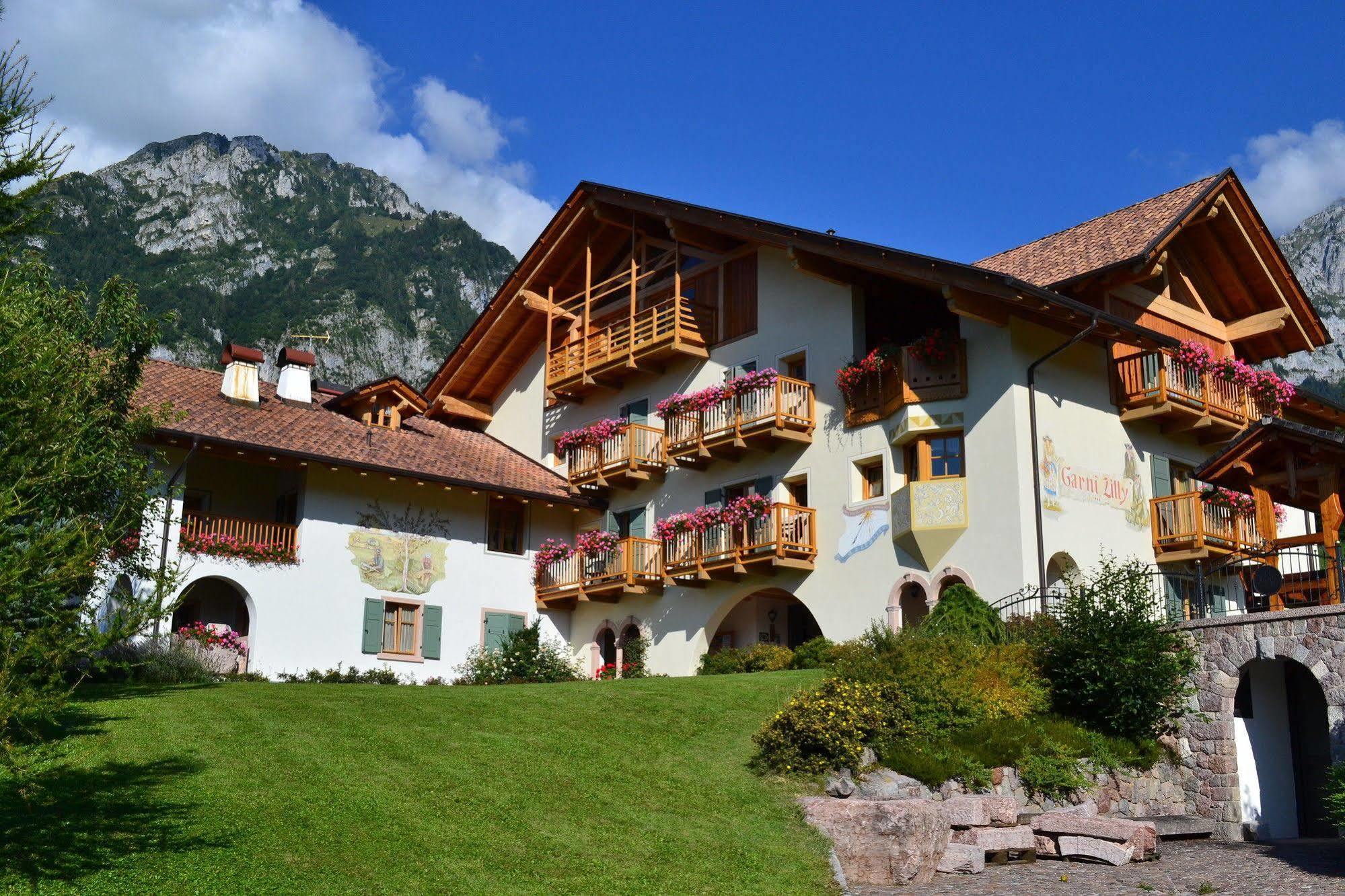 Garni Lilly Hotel San Lorenzo Dorsino Kültér fotó